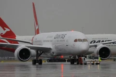 Máy bay của Qantas Airways được cho là chở hơn 100 hành khách từ New Zealand. (Nguồn: Reuters)