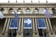 Quang cảnh bên ngoài Sàn giao dịch chứng khoán tại Frankfurt, Đức. (Ảnh: AFP/TTXVN)