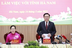 [Photo] Chủ tịch Quốc hội Vương Đình Huệ làm việc tại tỉnh Hà Nam