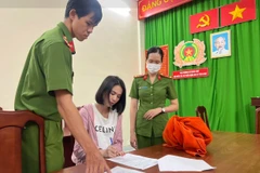 Khởi tố, bắt giam người mẫu Ngọc Trinh vì gây rối trật tự công cộng