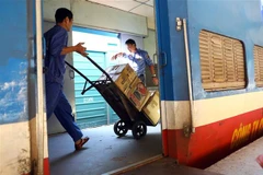 Đề xuất đầu tư 445 tỷ đồng nâng cấp hai Ga Sóng Thần và Cao Xá