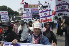 Người biểu tình tuần hành phản đối việc Israel tham gia FIFA World Cup U20 tại Jakarta, Indonesia, ngày 20/3/2023. (Nguồn: AP)