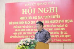 Phó Bí thư Thường trực Tỉnh ủy Quảng Ngãi Đặng Ngọc Huy phát biểu tại Hội nghị. (Ảnh: Phạm Cường/TTXVN)