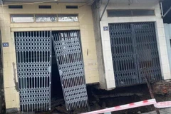 Quảng Ninh: Mưa lớn kéo dài gây hố sụt rộng 9m ở nhà dân