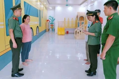 Bắt đối tượng làm giả hồ sơ cho người nước ngoài nhập cảnh trái phép