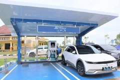 Trạm sạc xe điện mới (SPKLU) trên đường Trans Sumatra, Indonesia. (Nguồn: The Tempo)