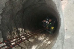 Thương tâm bé trai 8 tuổi rơi xuống giếng, ông ngoại không cứu kịp