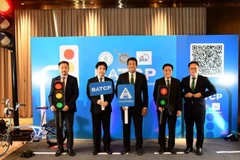 Lễ ra mắt thí điểm lắp đặt hệ thống điều khiển đèn giao thông trên các tuyến đường lớn tại Bangkok. (Nguồn: Thailand Post)