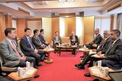 Phó Thủ tướng Chính phủ Trần Lưu Quang gặp Tổng thống Sri Lanka Ranil Wickremesinghe. (Ảnh: Nguyễn Tuyến/TTXVN)