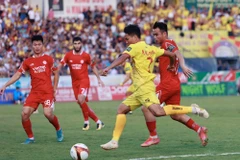 Đông Á Thanh Hóa lội ngược dòng đầy kịch tính trước Viettel. (Nguồn: Vietnamnet)