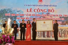 Đền Đông Cuông là điểm nhấn tâm linh tín ngưỡng của đông đảo nhân dân và du khách thập phương trong hành trình du lịch văn hóa tâm linh, nhớ về nguồn cội. (Ảnh: TTXVN phát)