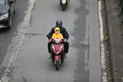 Nhiệt độ tại Hà Nội thấp nhất 17-19 độ C, cao nhất 19-21 độ C. (Ảnh: Thanh Tùng/TTXVN)