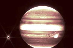 Phát hiện dấu vết sự sống trên Mặt Trăng Europa của Sao Mộc