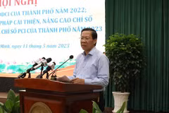 Ông Phan Văn Mãi, Chủ tịch UBND Thành phố Hồ Chí Minh phát biểu chỉ đạo tại hội nghị. (Ảnh: Xuân Anh/TTXVN)