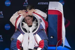 Trang phục mới của NASA. (Nguồn: Reuters)