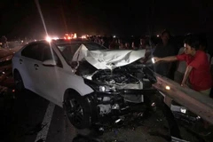 Quảng Trị: Xe ôtô va chạm xe máy, 3 người trong một gia đình tử vong