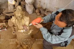 [Photo] Làng đúc đồng Quảng Bố kết hợp hiện đại vào sản xuất