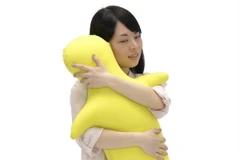 Gối ôm Hugvie. (Nguồn: AFP/TTXVN)