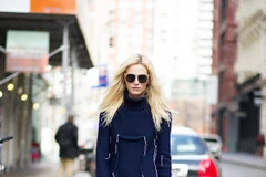 Thủ tướng Thái Lan Prayut Chan-o-cha và Thủ tướng Nguyễn Tấn Dũng duyệt đội danh dự. (Ảnh: Đức Tám/TTXVN) 