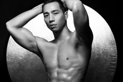 Bộ ảnh nóng bỏng của "quý ông phong cách nhất Hà Nội"