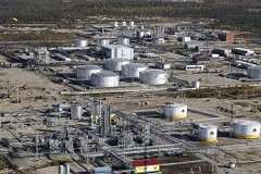 Nhà máy lọc dầu Rosneft ở thị trấn Gubkinsky, tây Siberia. (Nguồn: AFP/TTXVN) 