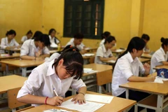 Thí sinh Hà Nội dự thi vào lớp 10. (Ảnh: Quý Trung/TTXVN)