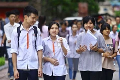 Thí sinh dựi thi trung học phổ thông quốc gia. (Ảnh: TTXVN)