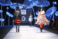 Thương hiệu thời trang DressCamp nổi tiếng nhất Nhật Bản lần đầu đến với Tuần lễ Thời trang Quốc tế Việt Nam Xuân Hè 2016. (Ảnh: BTC)