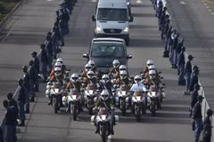 Nam Phi làm lễ rước thi hài cố Tổng thống Mandela