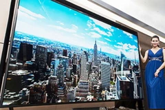 Hollywood lo sợ TV to bằng... cái giường của Samsung