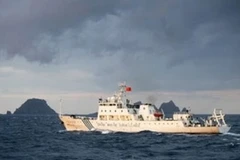 Tàu hải giám Trung Quốc (Ảnh: Kyodo)