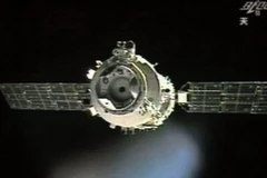 Tàu Thần Châu 9 (Ảnh: AFP)