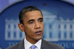 Tổng thống Mỹ Obama thông báo về thỏa thuận giảm thâm hụt ngân sách tối 31/7 (Ảnh: Reuters)