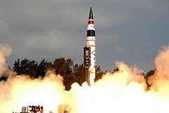 Vụ phóng tên lửa Agni-V của Ấn Độ ngày 19/4. (Nguồn: New York Times)