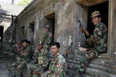 Binh lính Campuchia (Ảnh: Reuters)