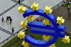 “Đồng euro có thể sẽ bị sụp đổ vào dịp Giáng sinh”