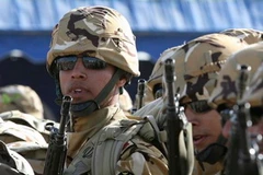 Quân đội Iran (Ảnh: AP)