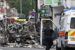 Quang cảnh tàn phá ở London trong vụ bạo động (Ảnh: BBC)