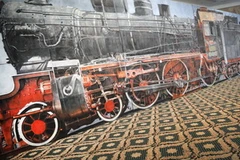 Bức tranh "Printesa" trưng bày tại nhà bán đấu giá các tác phẩm nghệ thuật ở Bucharest ngày 8/4. (Ảnh: AFP/TTXVN)