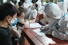 Hà Giang thí điểm quản lý và tư vấn thuốc điều trị cho F0 tại nhà 