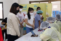 Lào liên tiếp có ca mắc COVID-19 ở mức 4 con số, Campuchia ổn định