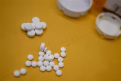 Mỹ: Nhiều bang chưa quyết định tham gia vụ dàn xếp bê bối thuốc Opioid