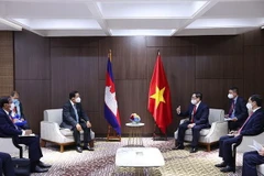 Thủ tướng Phạm Minh Chính hội kiến Thủ tướng Campuchia Samdech Techo Hun Sen. (Ảnh: Dương Giang/TTXVN)