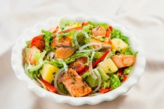 Mách nàng công sở mẹo làm salad ngon đúng chuẩn nhà hàng
