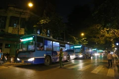 Đưa người tiếp xúc gần ca nhiễm của BV Việt Đức đi cách ly tập trung