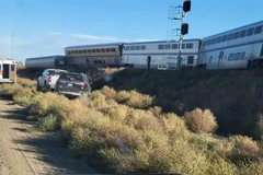 Tàu hỏa trật bánh tại Mỹ khiến ít nhất ba người thiệt mạng