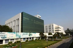 Các hãng dược Ấn Độ đẩy mạnh sản xuất vaccine phòng COVID-19