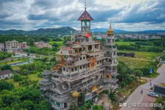 Tham quan căn nhà "triệu đô" kỳ quái nhất ở Trung Quốc