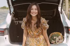 Sao Việt ''bùng nổ'' nhan sắc với váy in hoa trong loạt street style