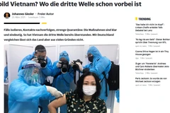 Người nhập cảnh vào Việt Nam bắt bược phải thực hiện khai báo y tế theo quy định. (Ảnh: Phạm Hậu/TTXVN)